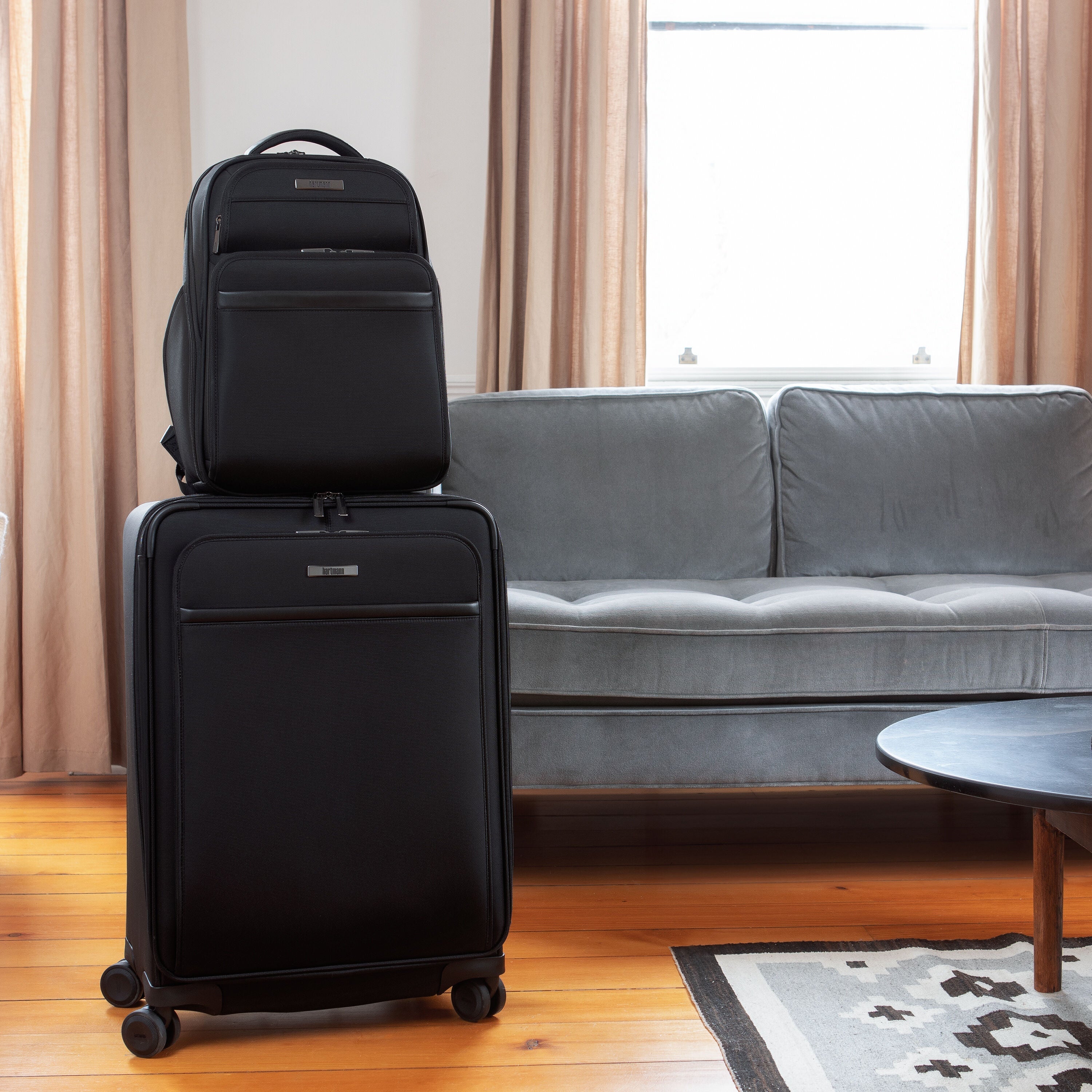 Hartmann Metropolitan 2 Executive Backpack in Black — angle view 5