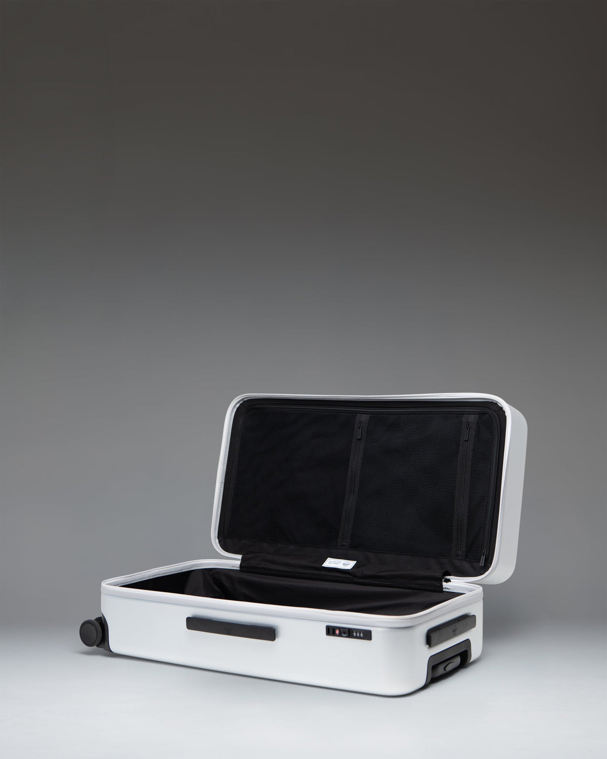 Herschel Heritage Hardshell Large Luggage 95L in Silver — interior view