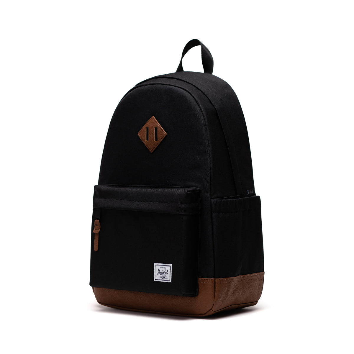 Herschel Heritage Backpack 24L in Black — angle view 3 # color_Black