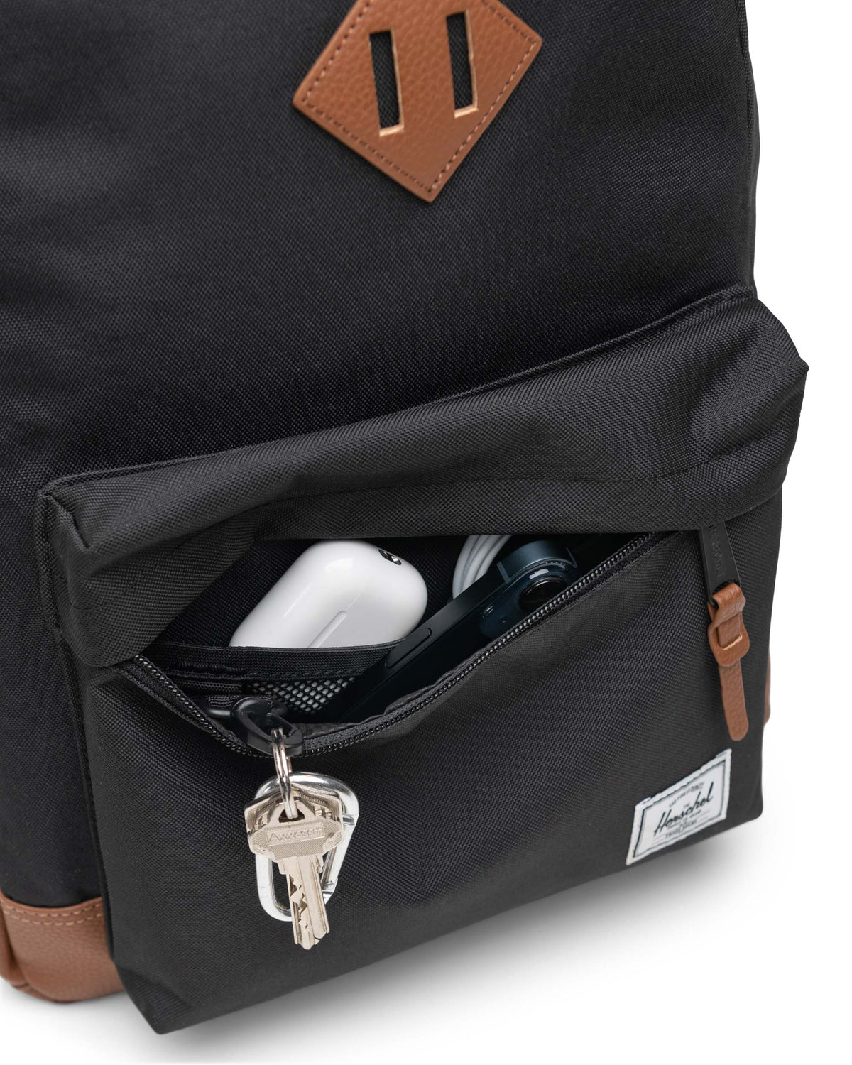 Herschel Heritage Backpack 24L in Black — detail view 3 # color_Black