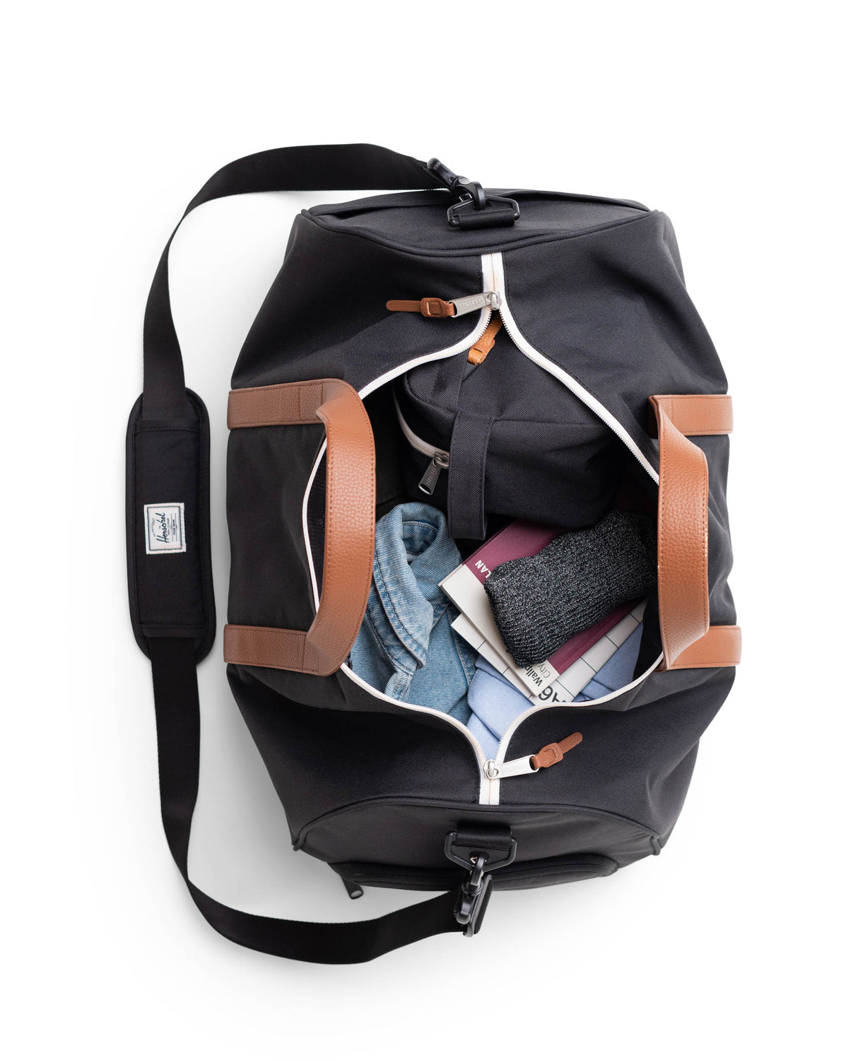 Herschel Novel Duffle 43L in Black — interior view 4 # color_Black