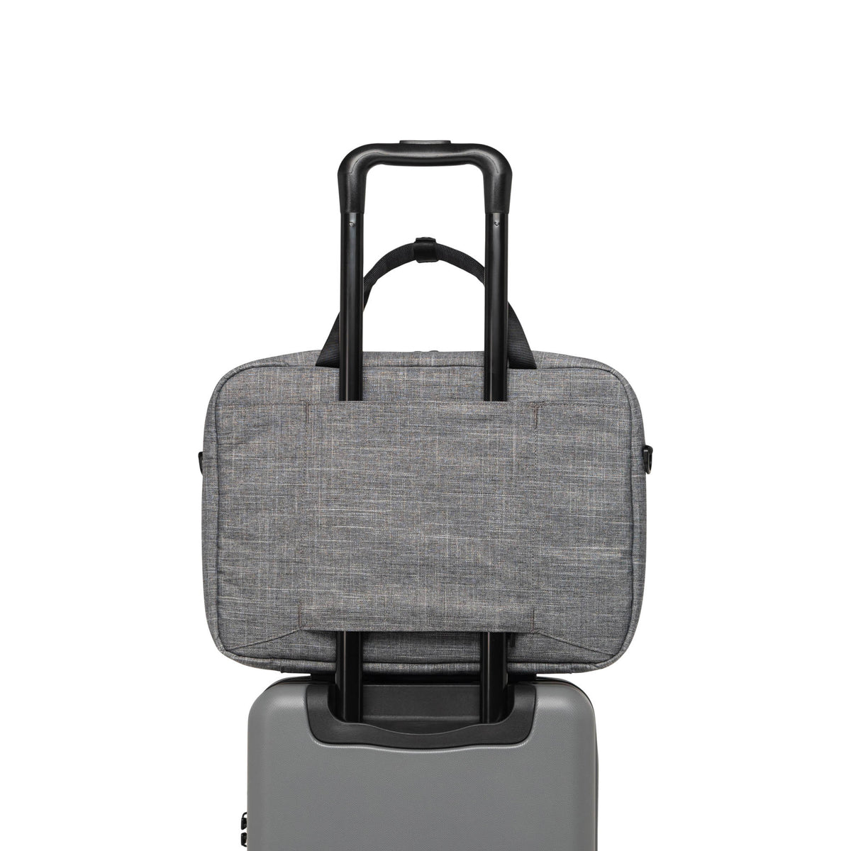 Herschel Gibson Messenger Tech 18L in Raven Crosshatch — angle view 3 # color_Raven Crosshatch
