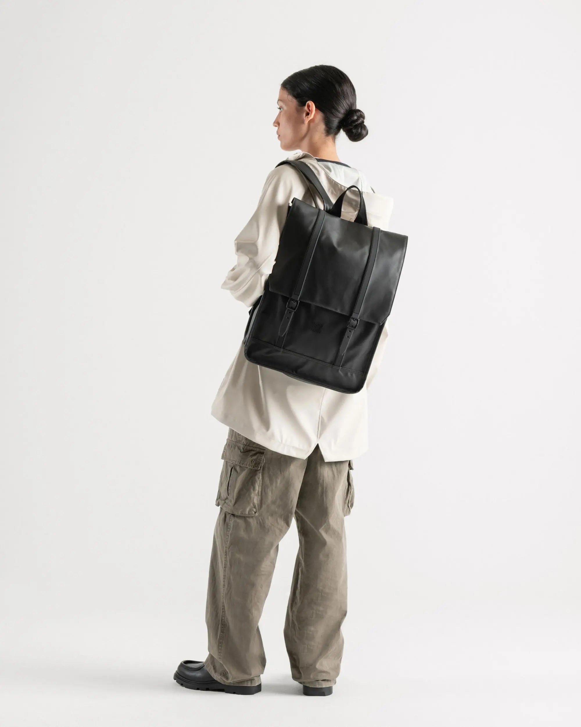 Herschel Survey Backpack Weather Resistant 24L in Black — lifestyle 2