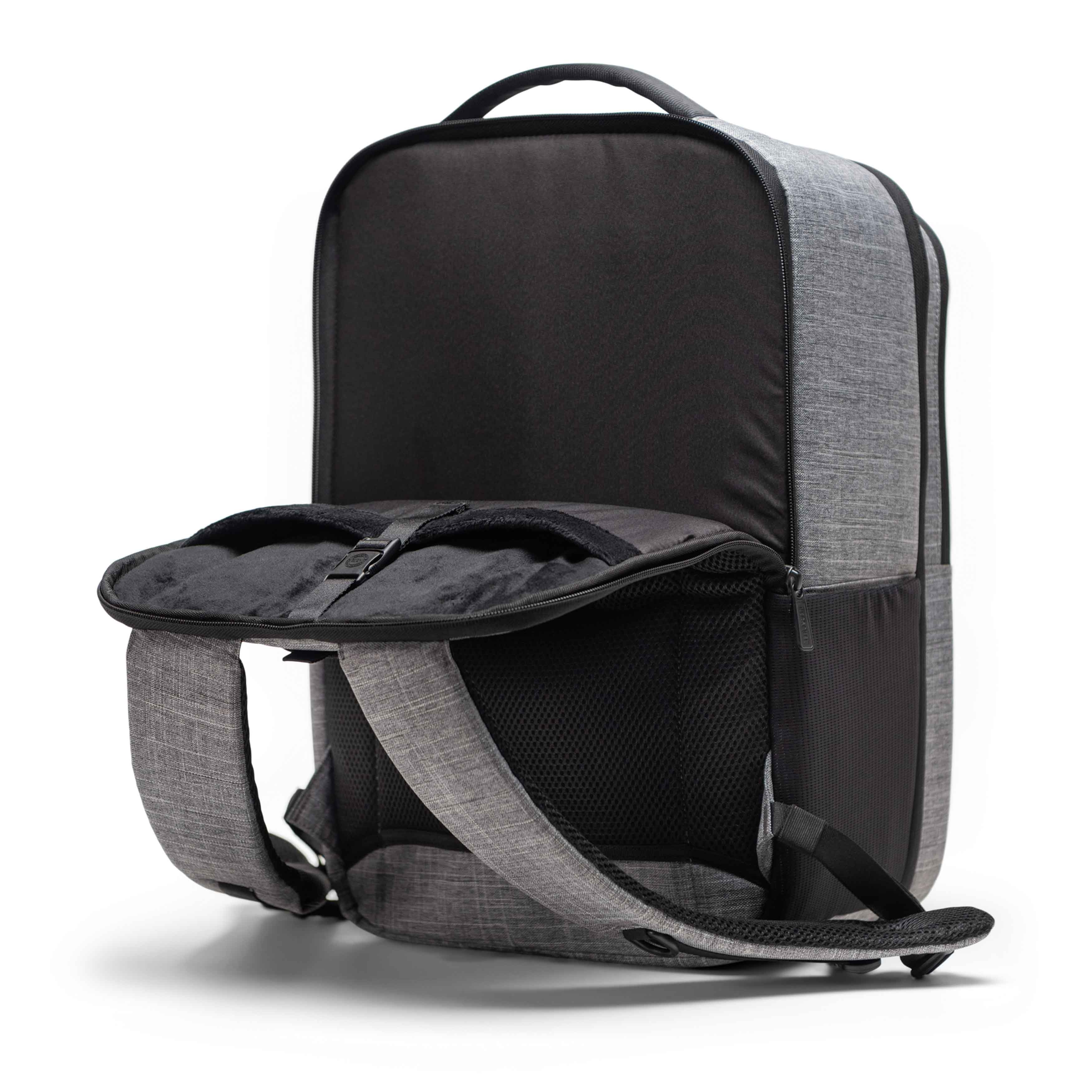 Herschel Kaslo Travel Backpack Tech 32L in Raven Crosshatch — interior view 3