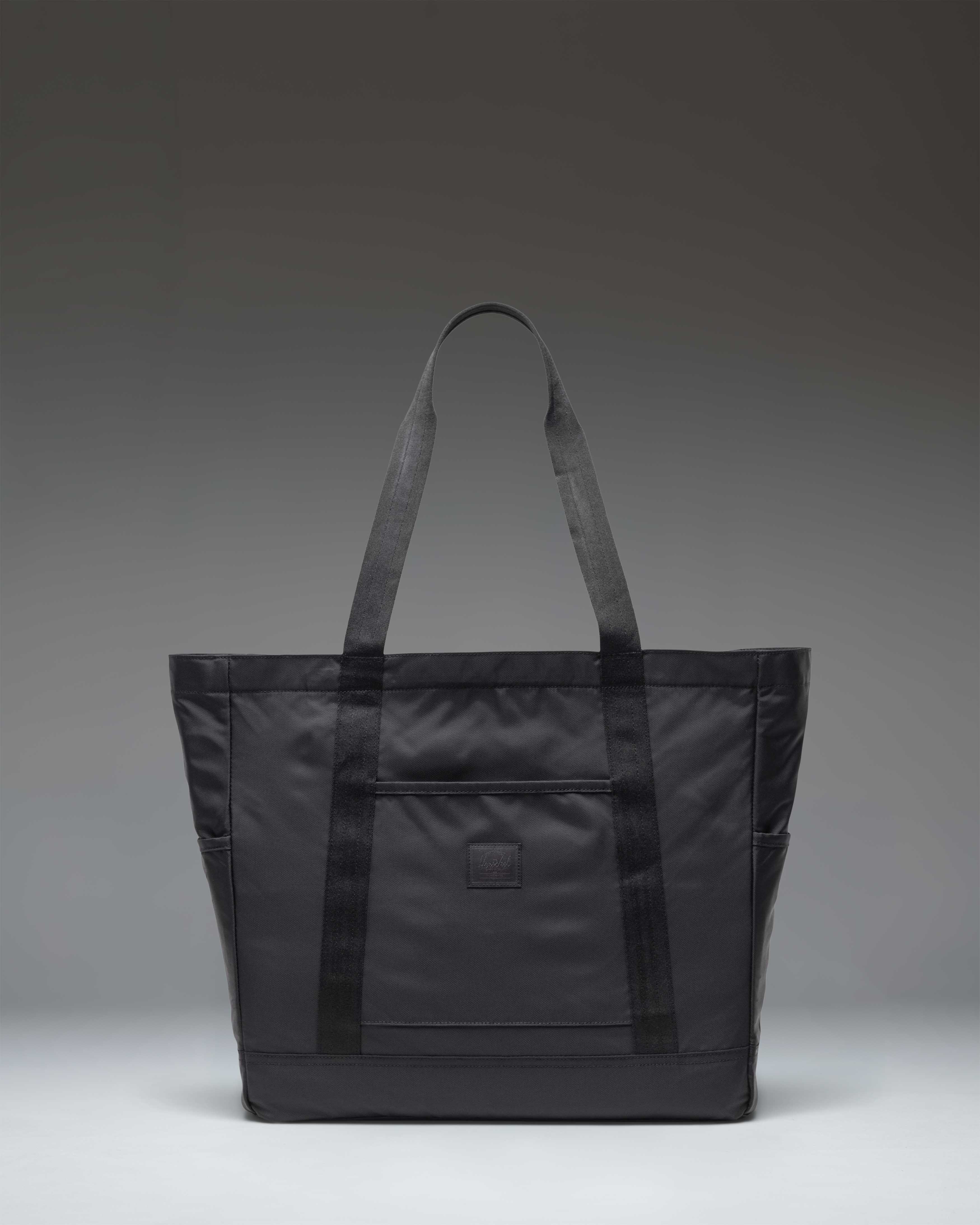 Nylon Herschel Heritage Tote 24.5L in Black — front view