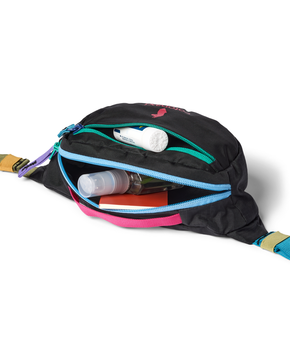 Cotopaxi Kapai 1.5L Hip Pack in Del Día Dark — angle view 2
