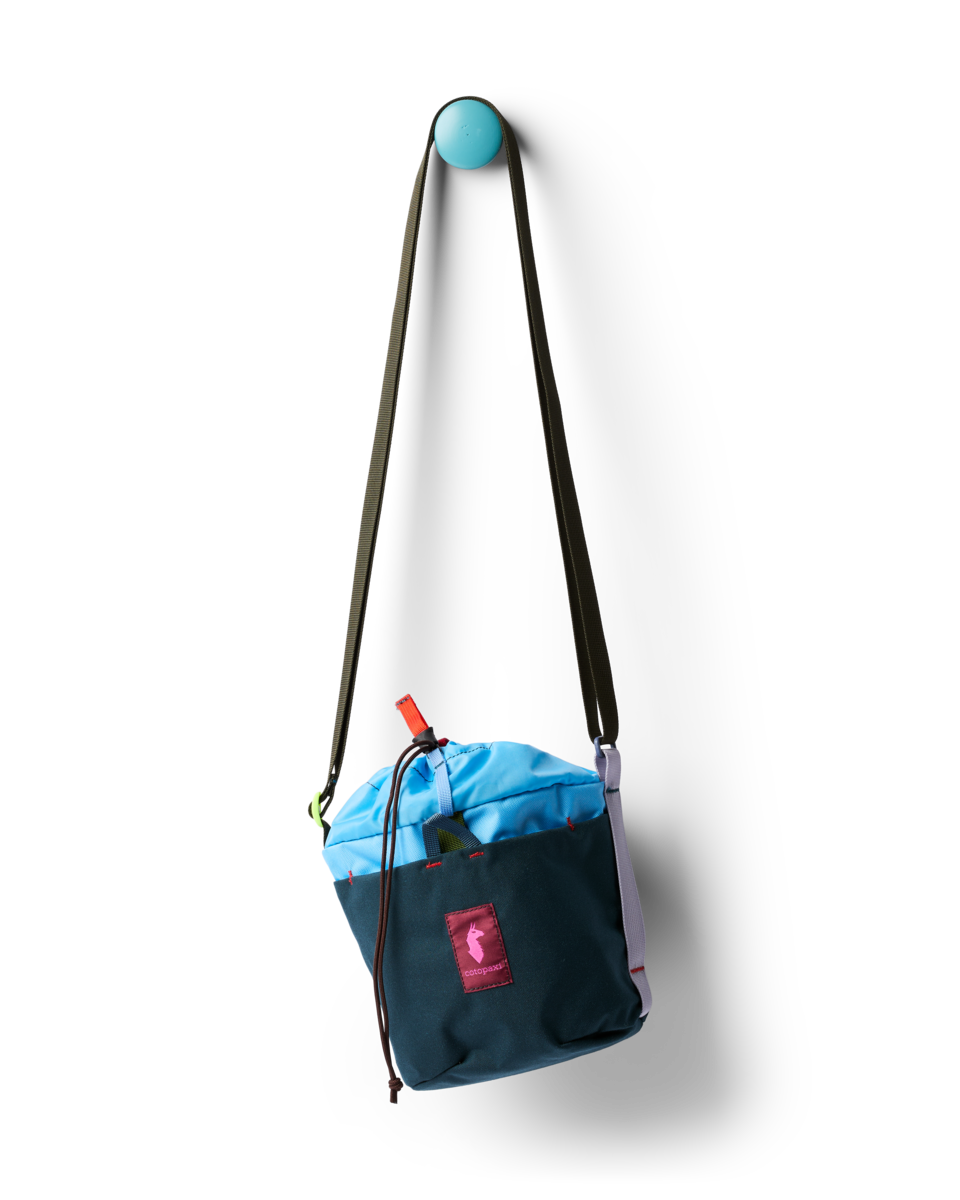 Cotopaxi Todo 3L Bucket Bag in Del Día — angle view 2