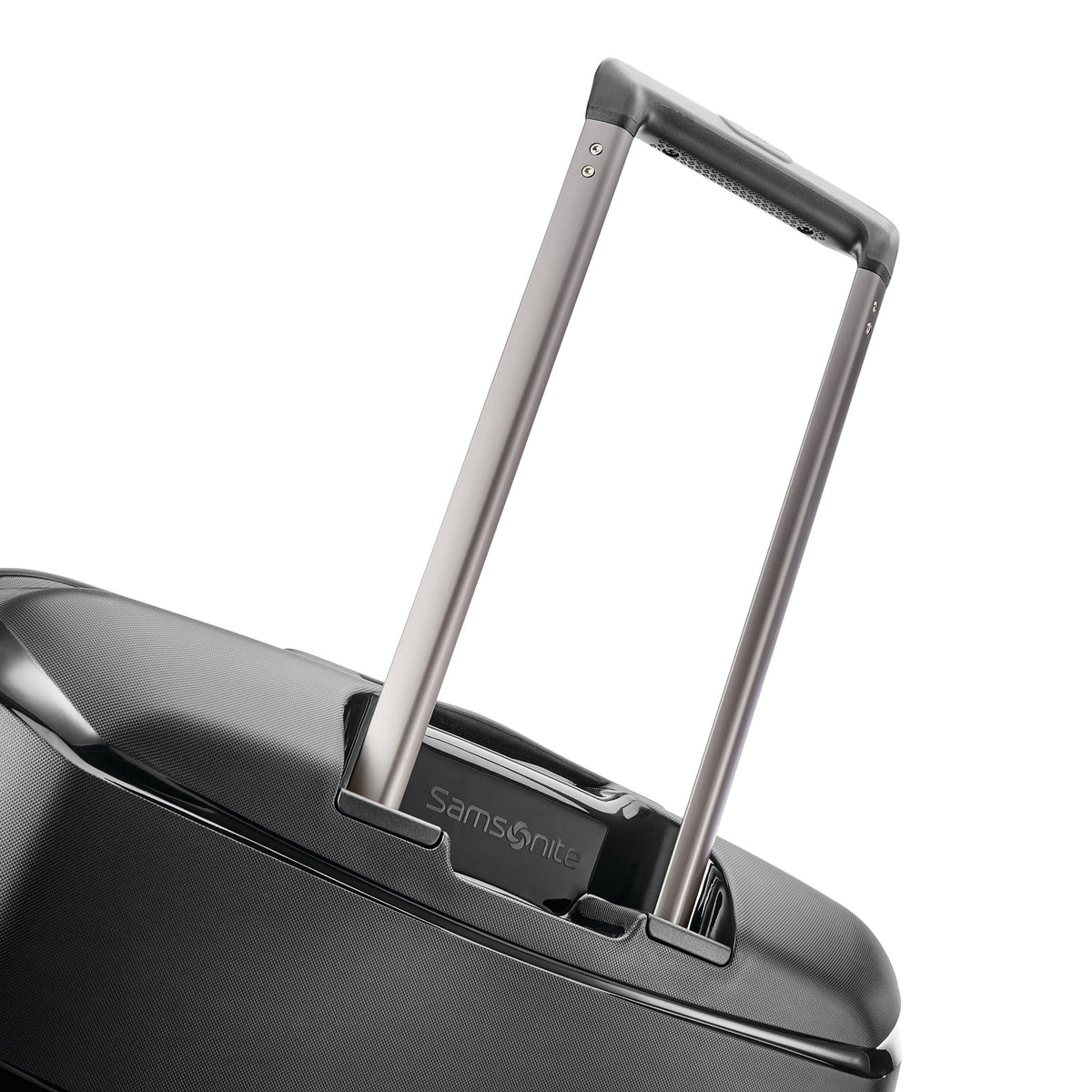 Samsonite Outline Pro Carry-On Spinner in Midnight Black — detail view
