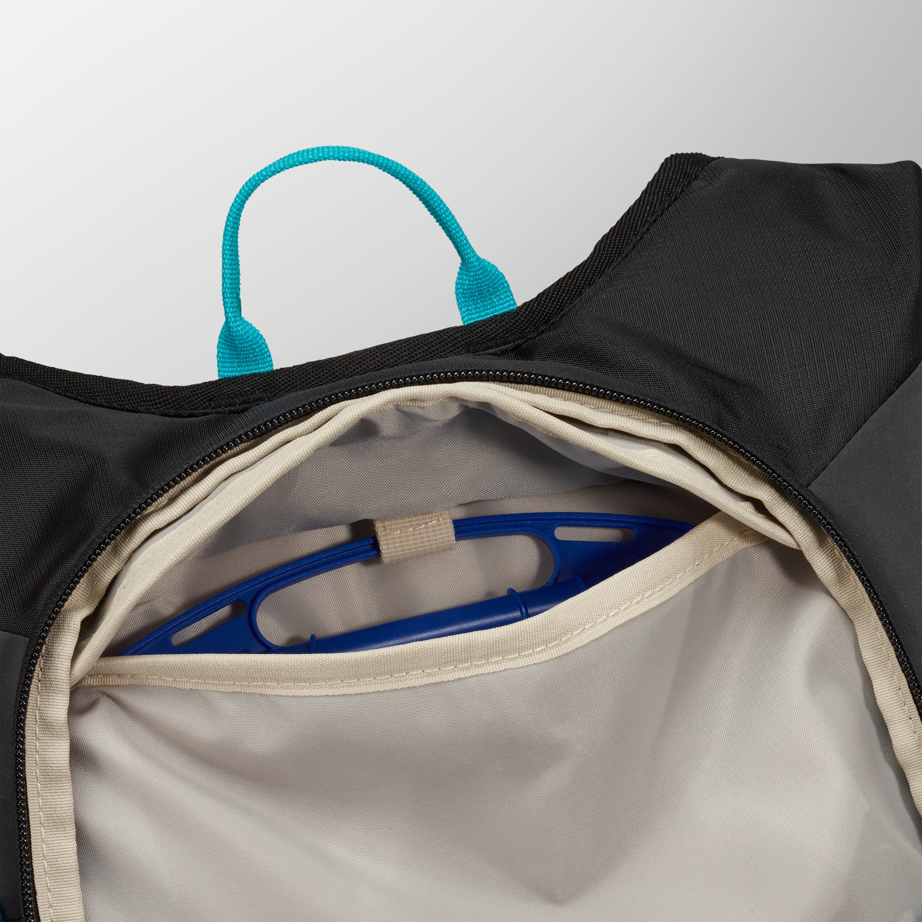 High Sierra HydraHike 2.0 8L Hydration Pack in Black — angle view 1