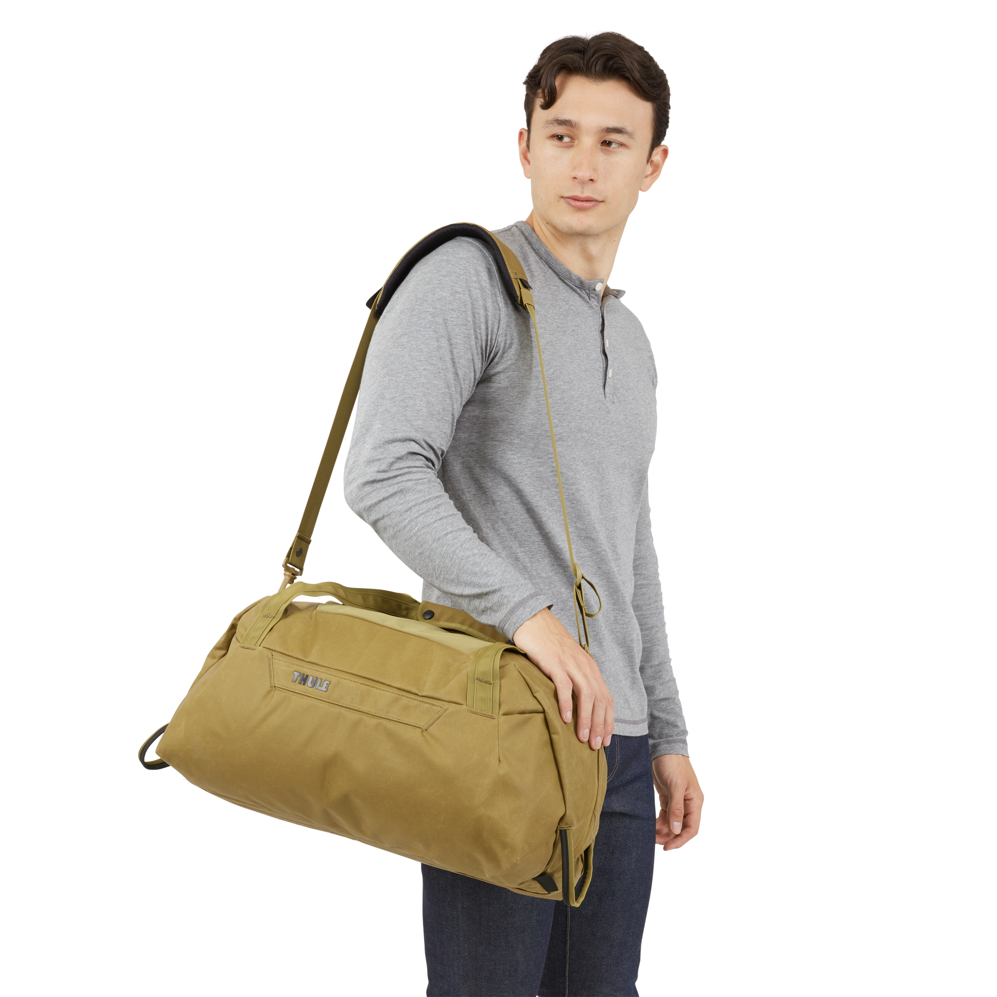 Thule Aion Duffel Bag 35L in Nutria Brown — lifestyle # color_Nutria Brown