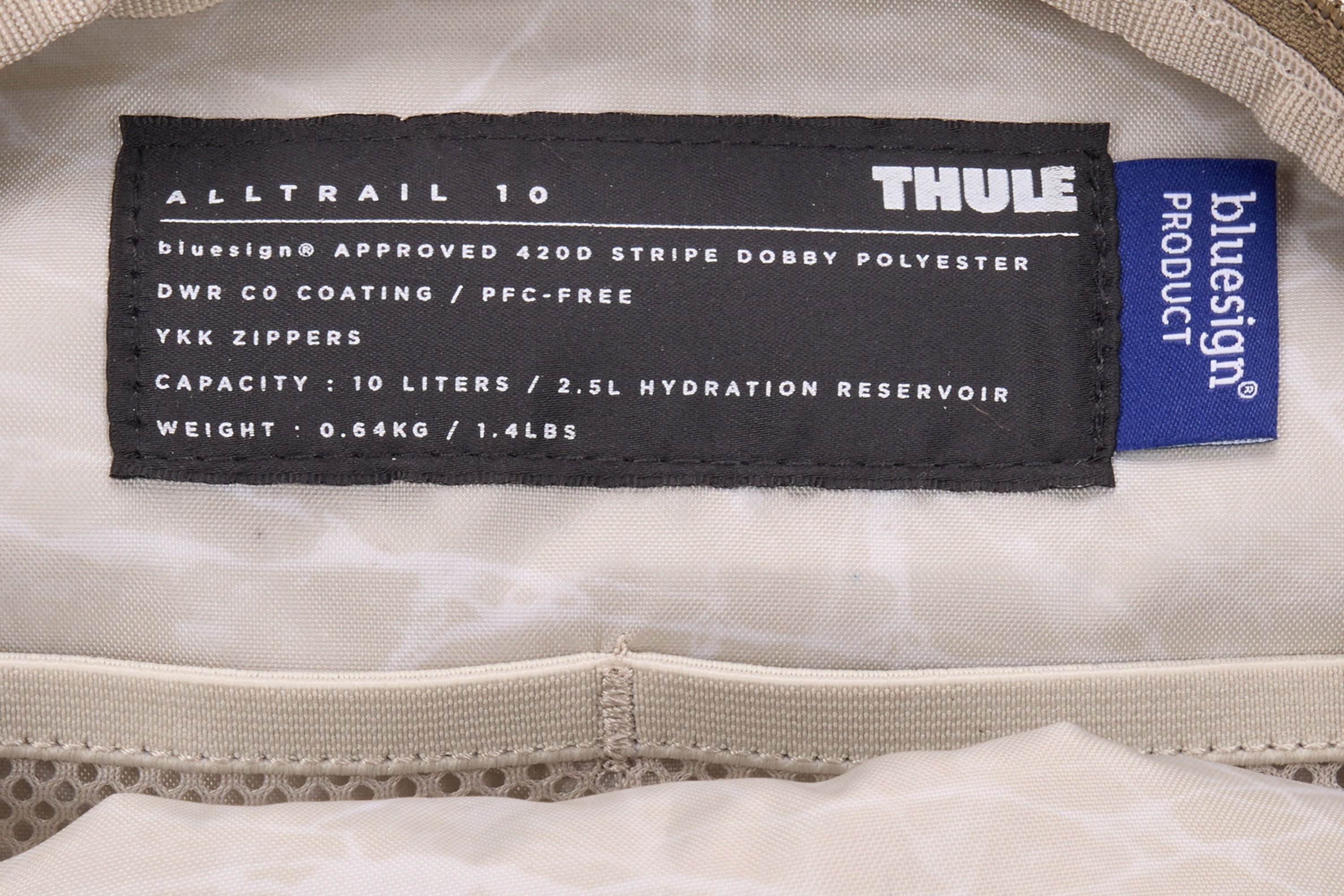 Thule AllTrail Hydration Pack 10L in Faded Khaki — detail view 5 # color_Faded Khaki