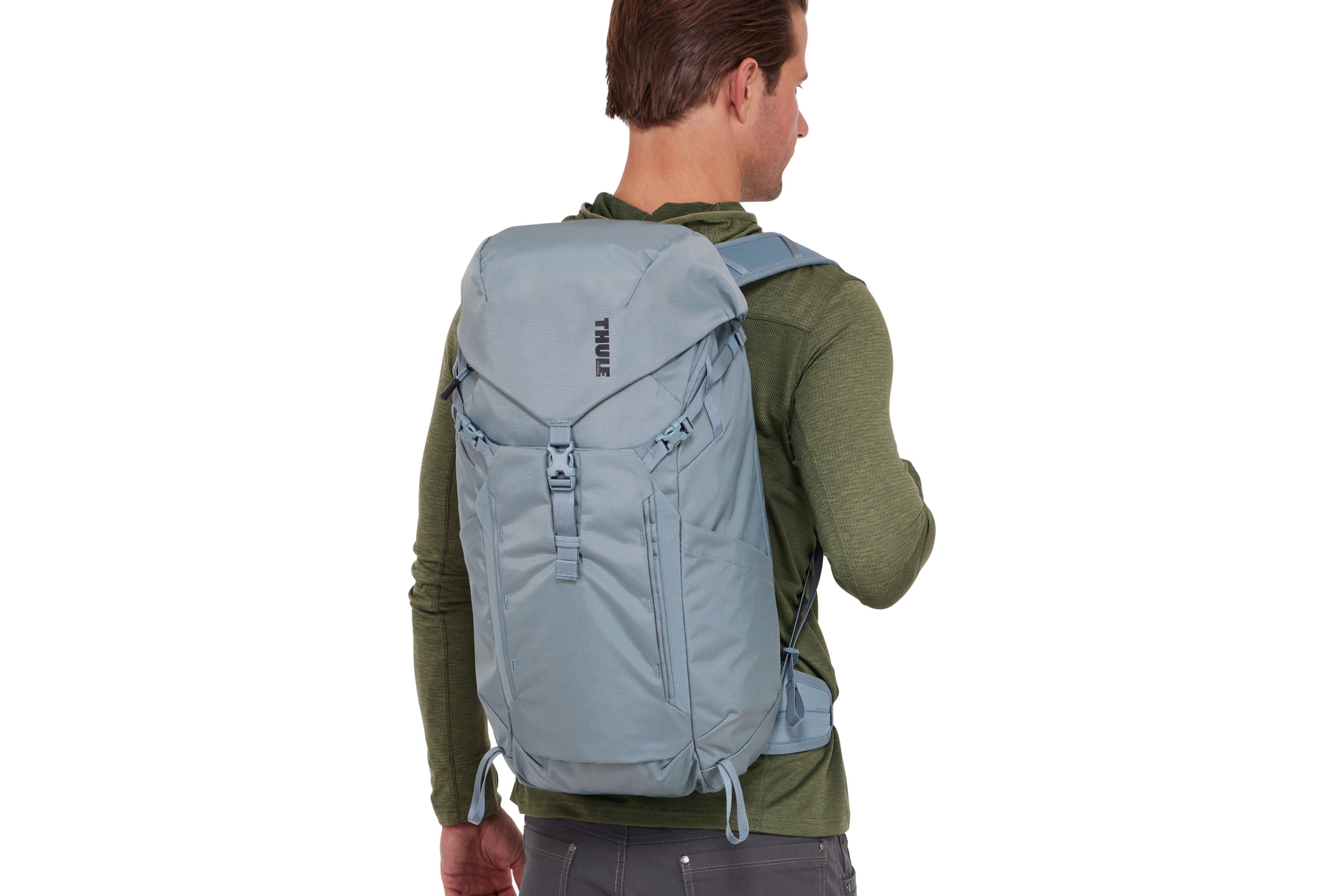 Thule AllTrail Daypack 25L in Pond Blue — lifestyle 2 # color_Pond Blue