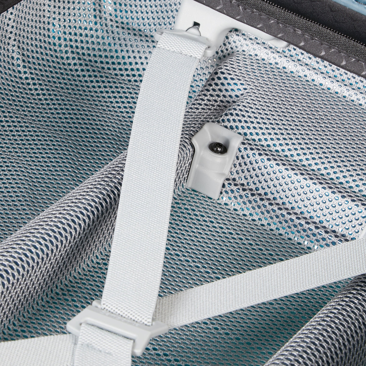 Samsonite Proxis Global Carry-On Spinner in Petrol Blue — detail view 6