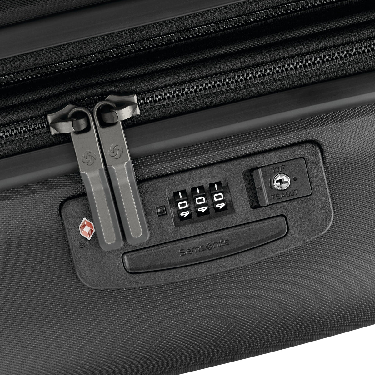 Samsonite Elevation Plus Carry-On Spinner in Triple Black — detail view 5
