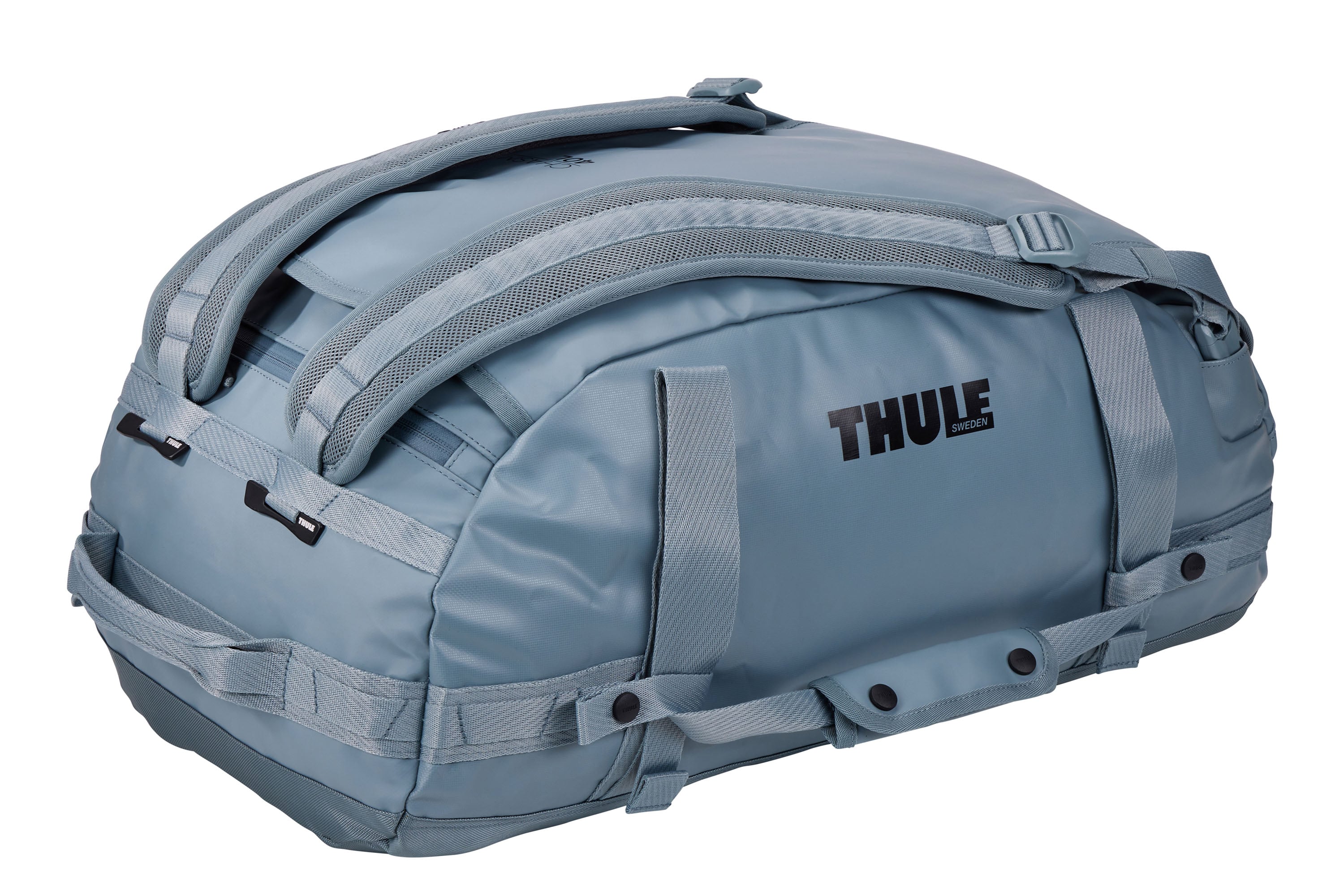 Thule Chasm 40L Duffel in Pond Gray — angle view 4 # color_Pond Gray