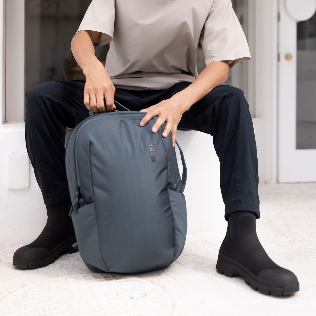 Thule Subterra 2 Backpack 21L in Dark Slate — lifestyle 3