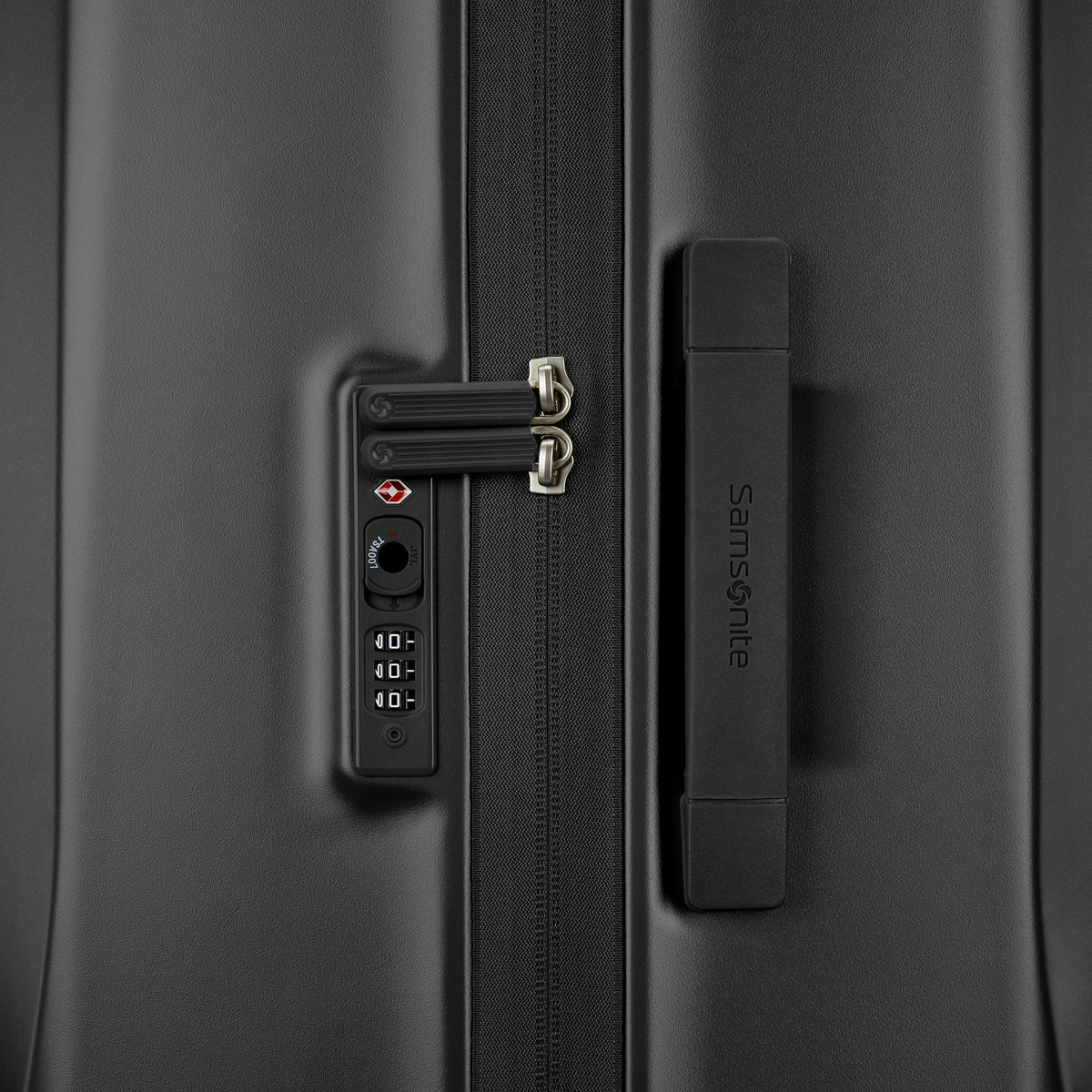 Samsonite Uplift Hardside Extra Large Spinner in Black — detail view