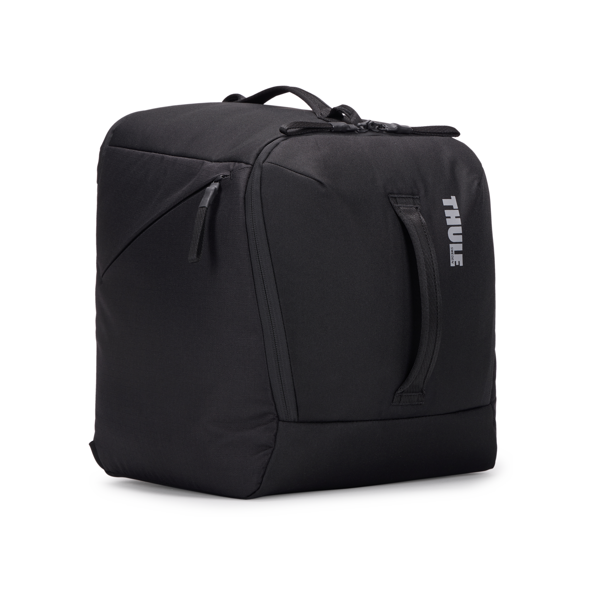 Thule RoundTrip Boot Bag 35L in Black — front view # color_Black