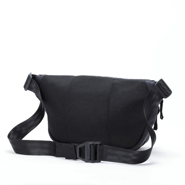 Chrome Industries Bot Flap Sling 5L