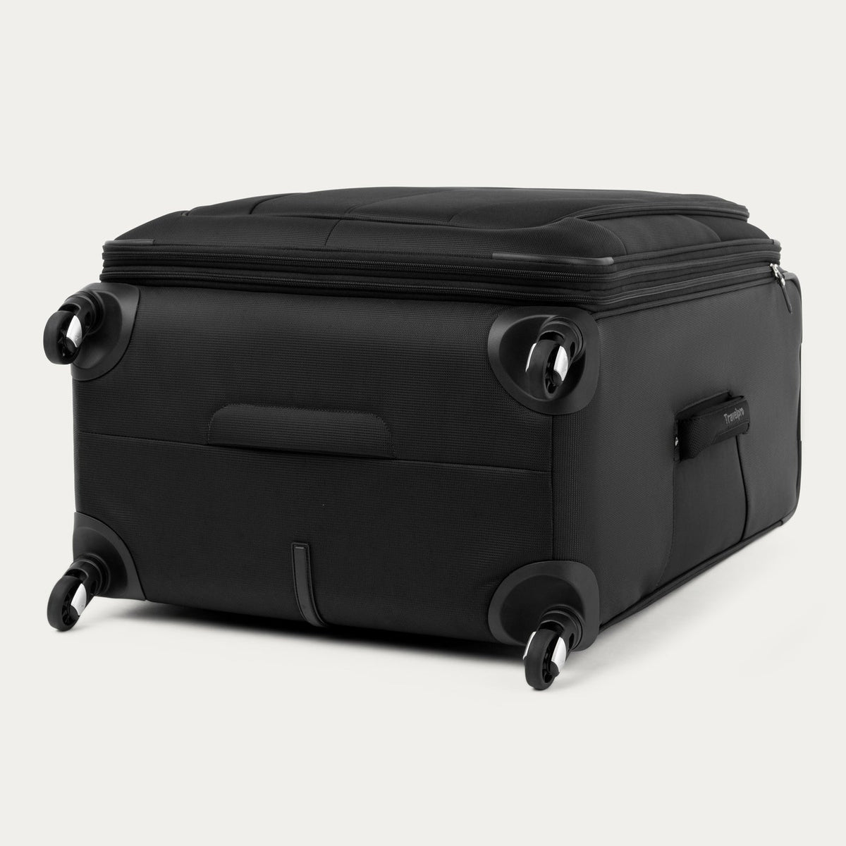 Travelpro Maxlite 5 29" Expandable Spinner in Black — detail view