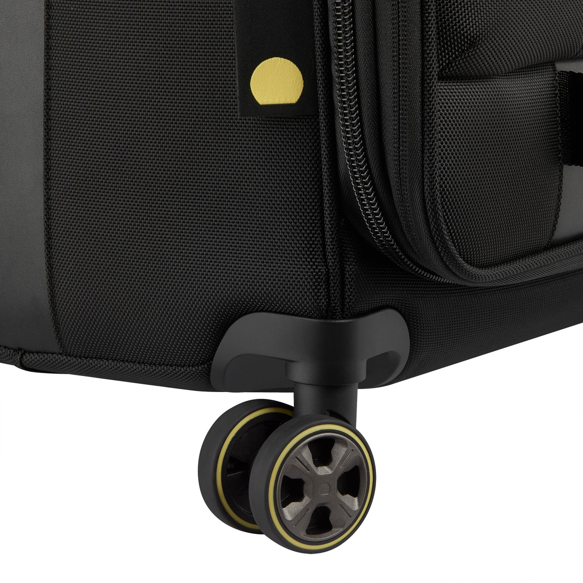 Delsey Wagram Medium Trunk Expandable Spinner in Black — detail view 6 # color_Black