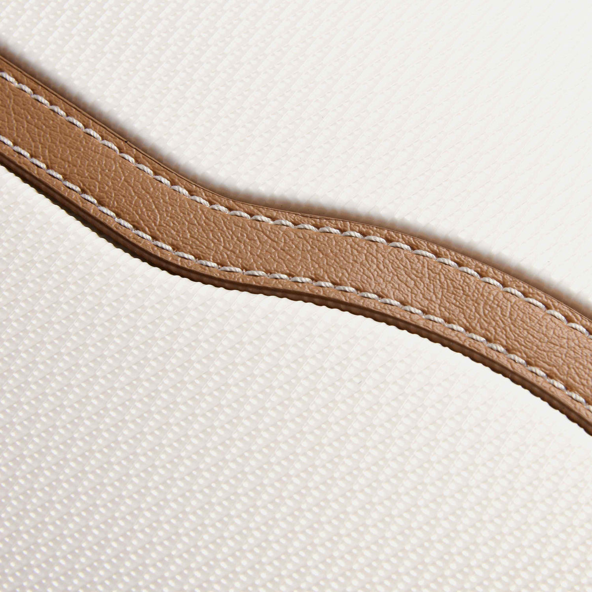 Delsey Chatelet Air 2.0 Laptop Backpack in Angora — detail view 4 # color_Angora
