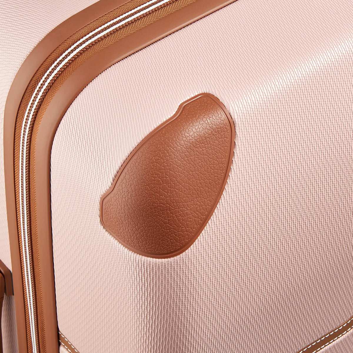 Delsey Chatelet Air 2.0 Large Spinner in Blush Pink — detail view 5
