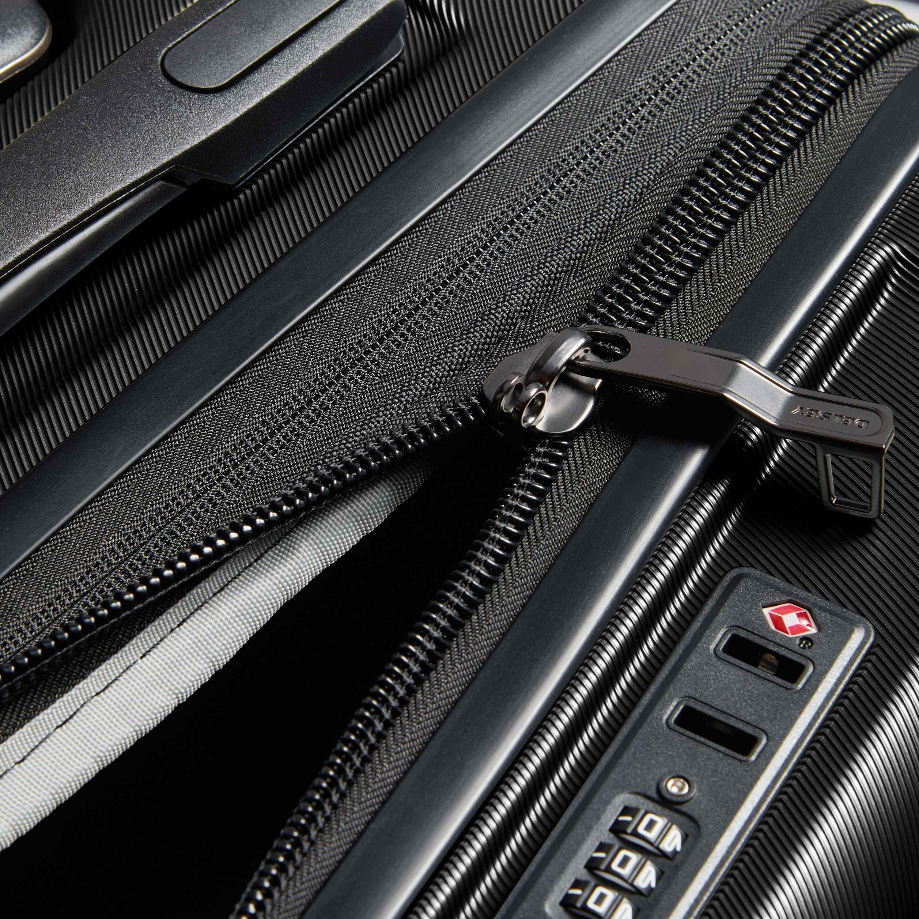 Delsey Cruise 3.0 2-Wheeled Underseater in Black — detail view 3 # color_Black
