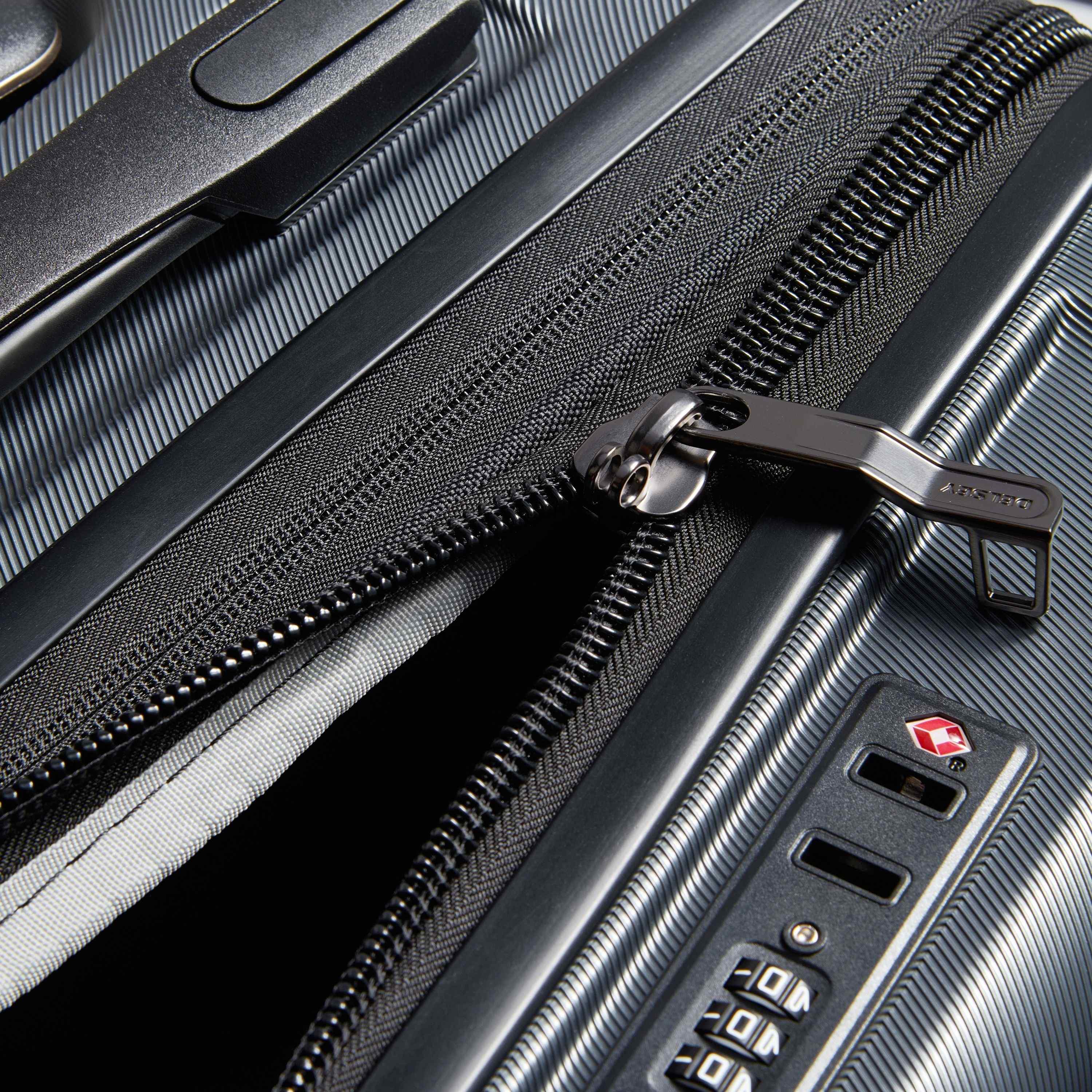 Delsey Cruise 3.0 2-Wheeled Underseater in Graphite — detail view 3 # color_Graphite