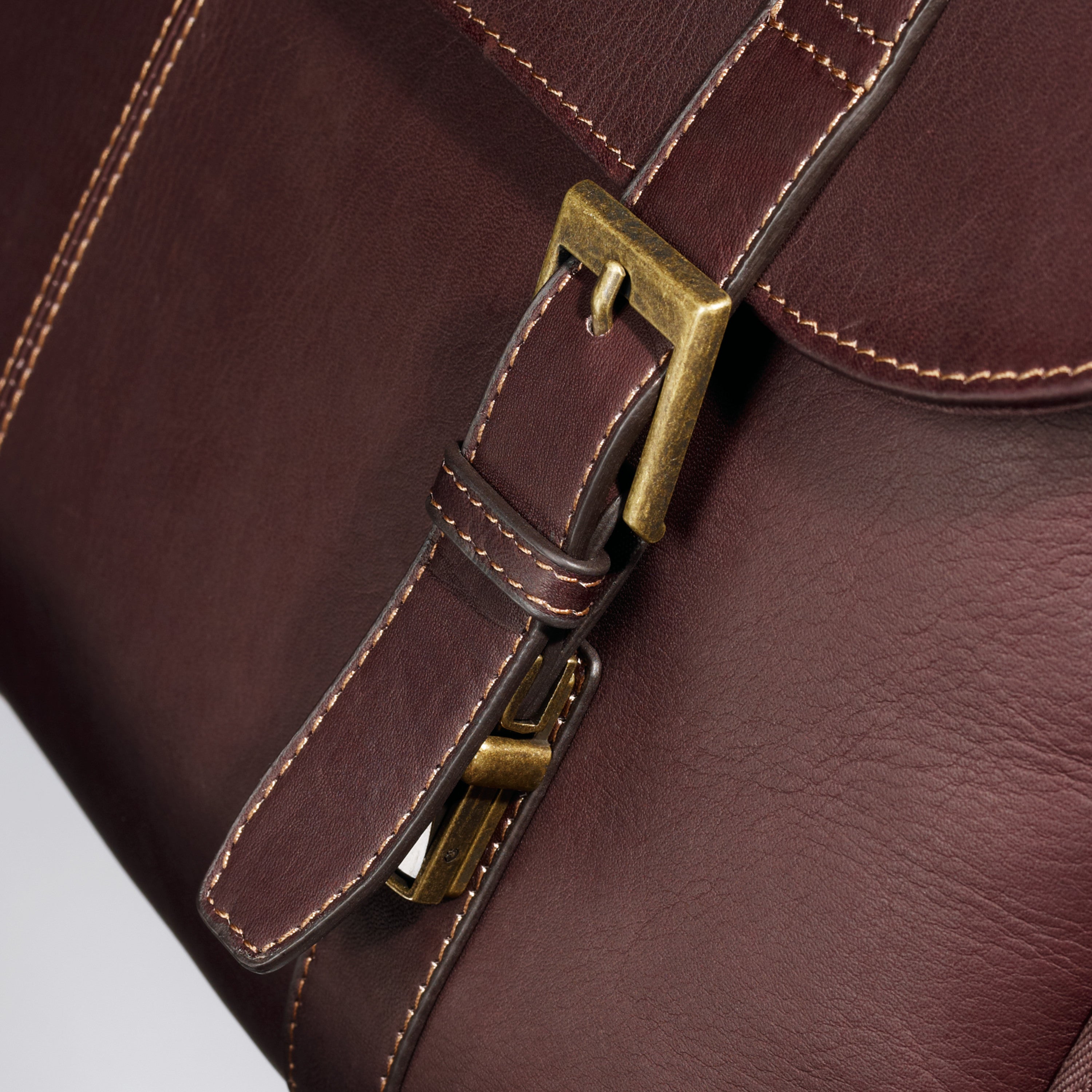 Samsonite Leather Flapover Case Double Gusset, view 2