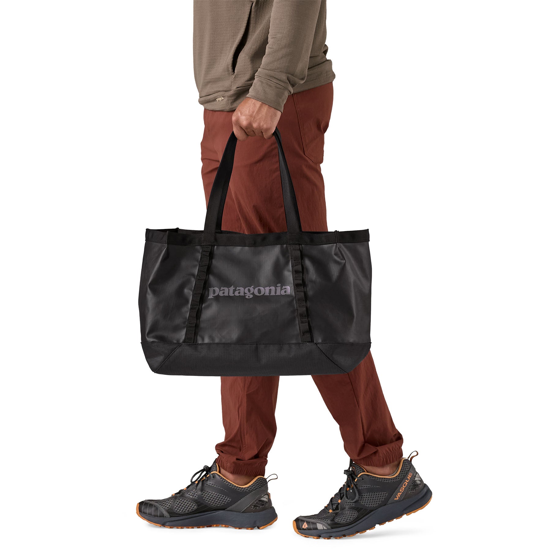 Patagonia Black Hole Tote 25L in Black — lifestyle 2