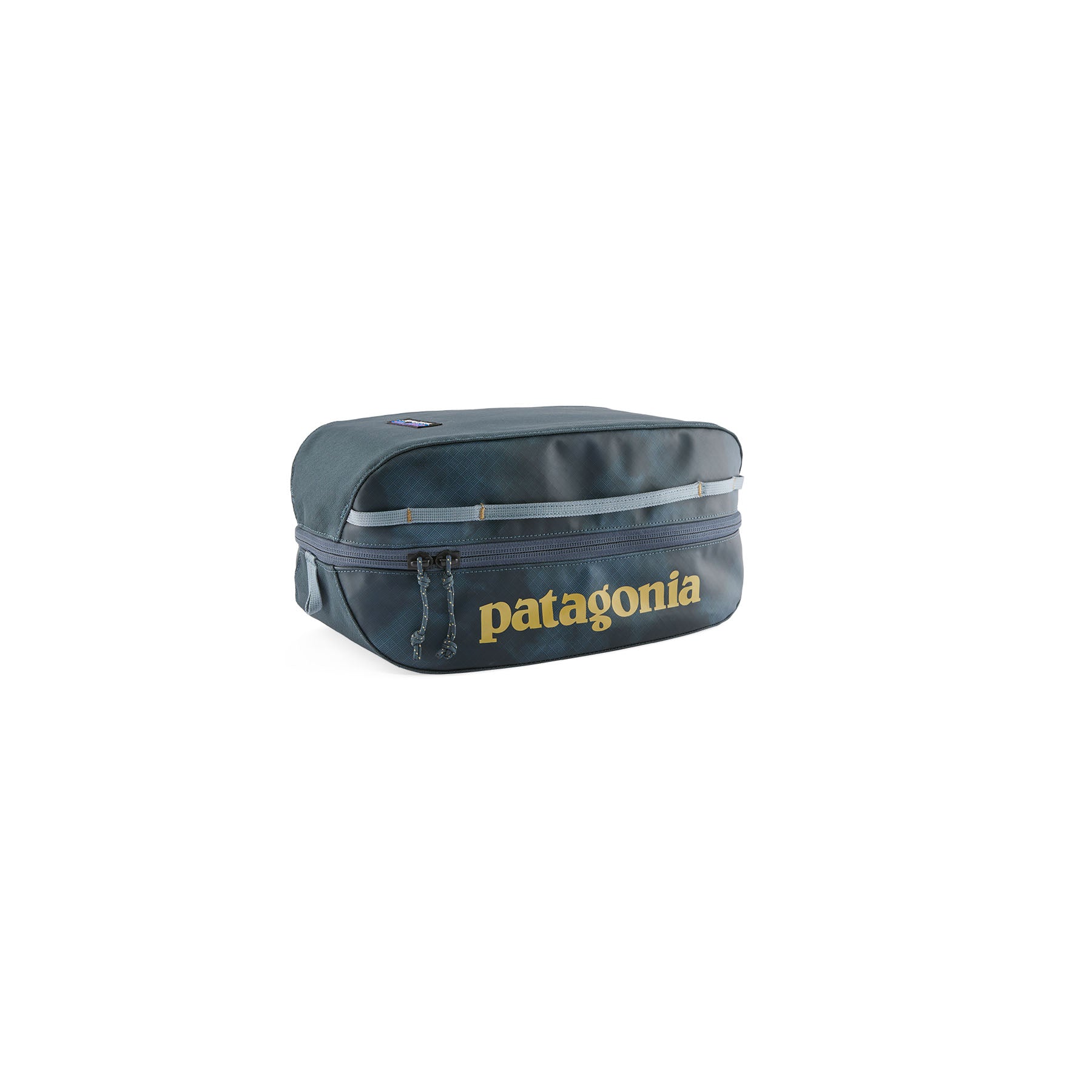 Patagonia Black Hole Cube 6L in Sastrugi: Summit Blue — front view