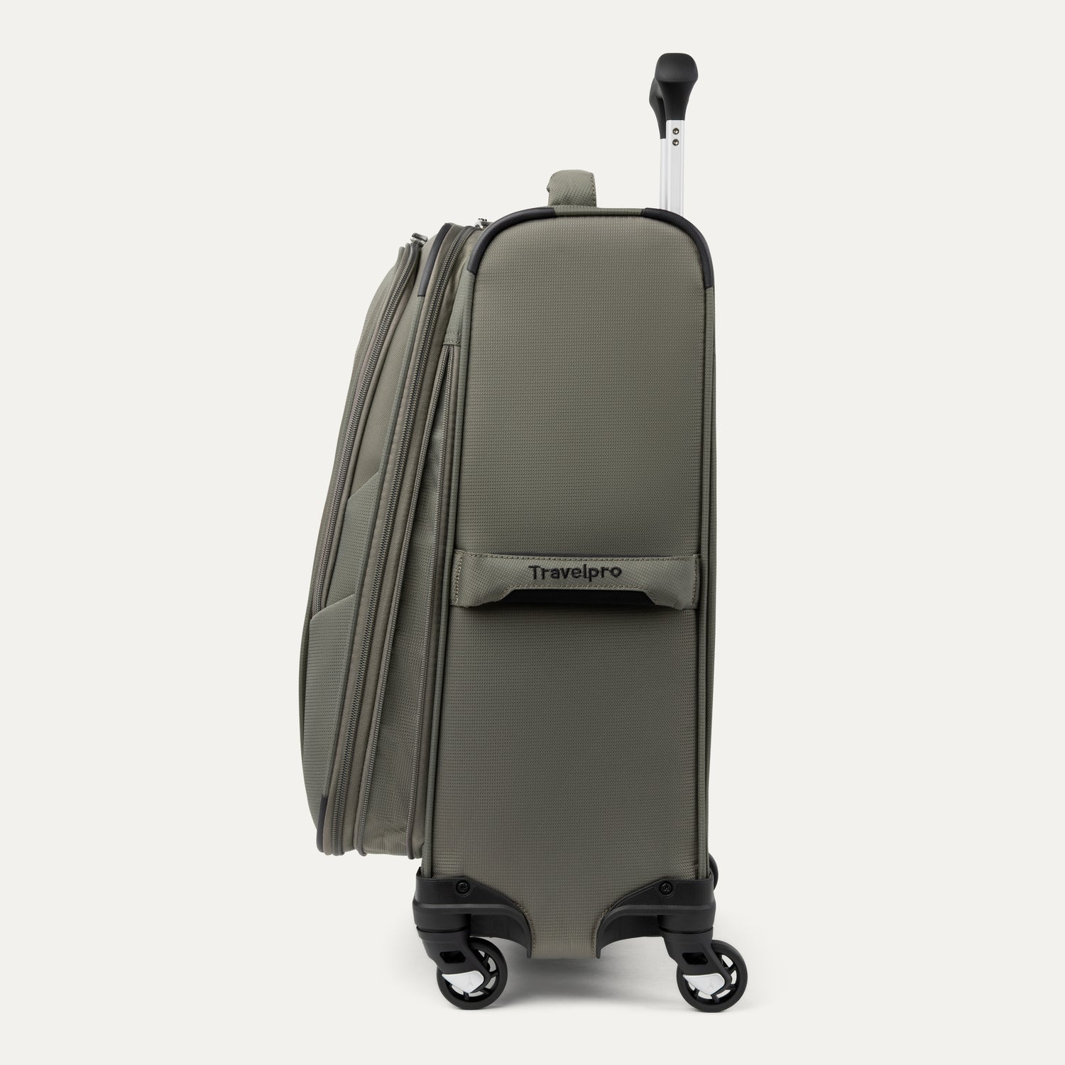 Travelpro Maxlite 5 21" Expandable Carry-On Spinner image 2