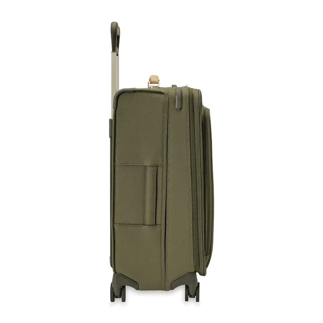 Briggs & Riley Baseline Medium Expandable Spinner image 4