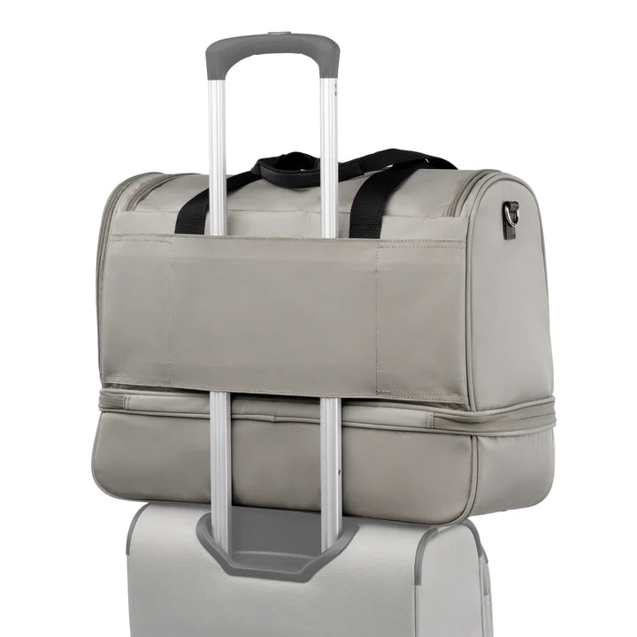 Travelpro Maxlite 5 Drop-Bottom Weekender image 5