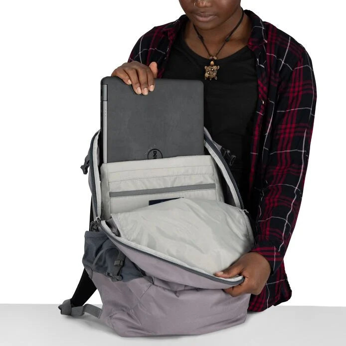 Osprey Axis Backpack 24L, view 3