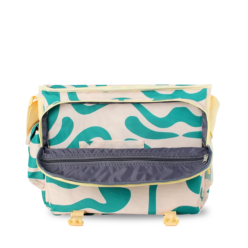 J World Thomas Laptop Messenger Bag in Green Swirl — detail view # color_Green Swirl