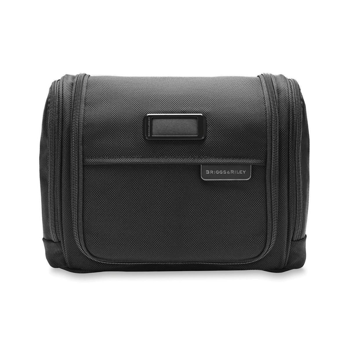 Briggs & Riley Baseline Deluxe Hangable Kit in Black — front view