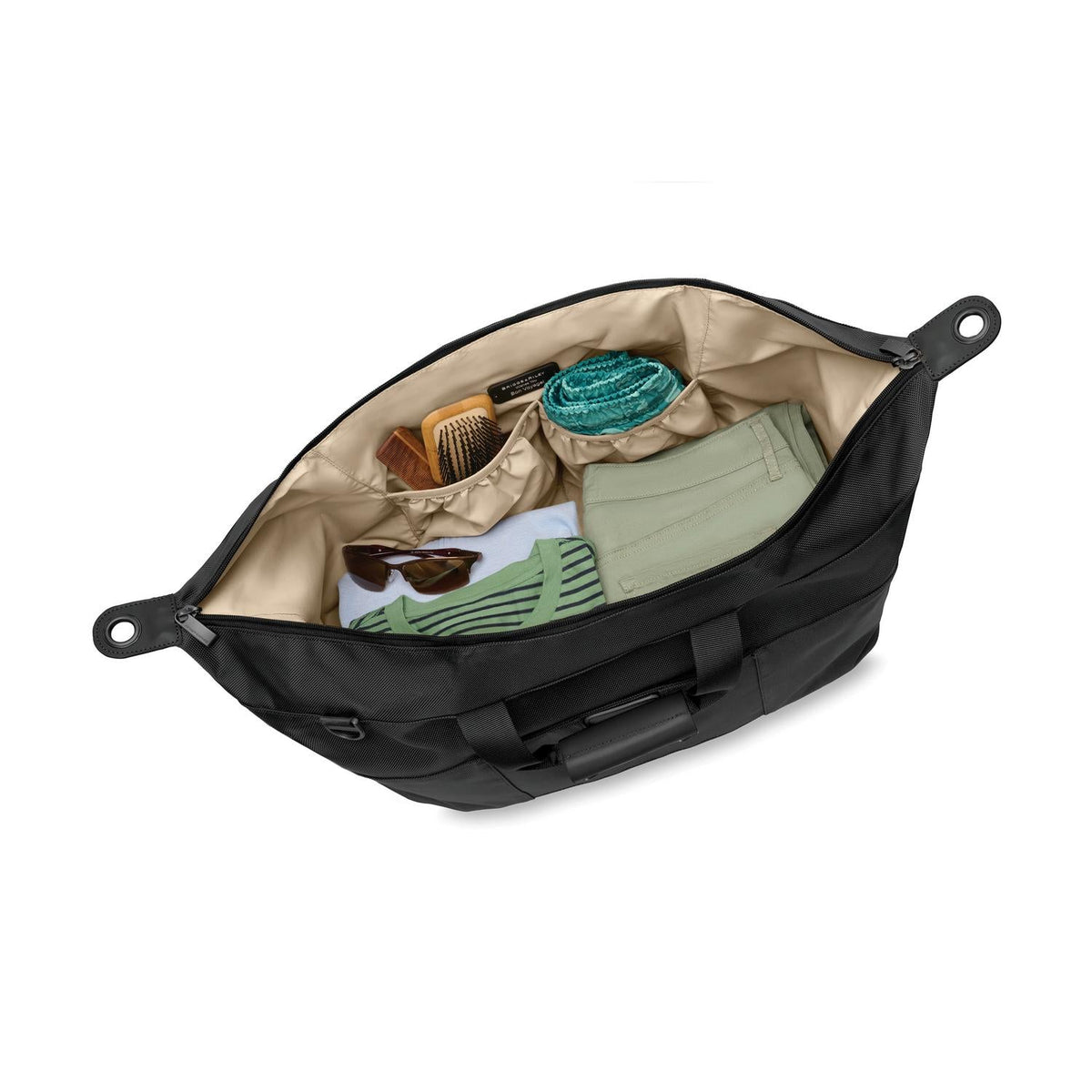 Briggs & Riley Baseline Weekender Duffle in Black — interior view