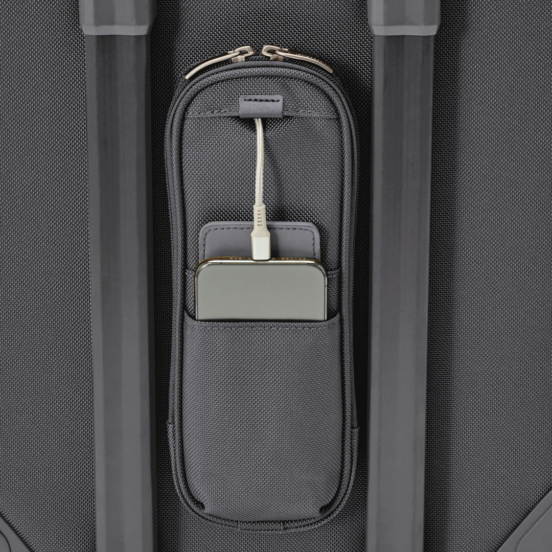 Briggs & Riley Baseline Essential 22" Carry-On Expandable Spinner in Steel Gray — detail view