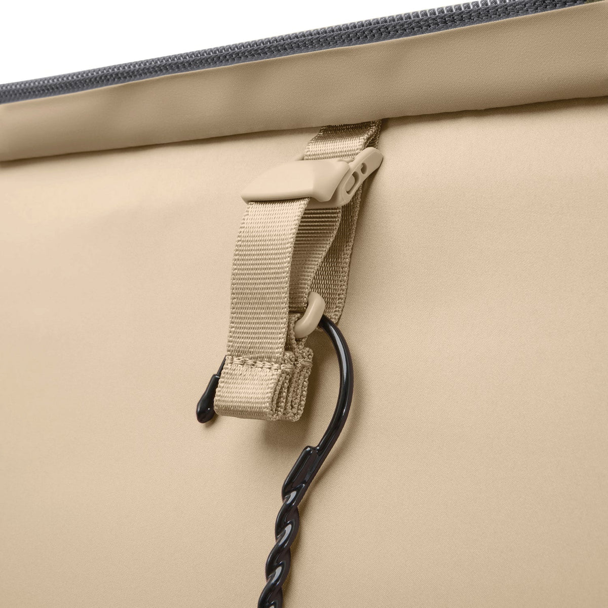 Briggs & Riley Baseline Large Expandable Spinner in Steel Gray — detail view 3