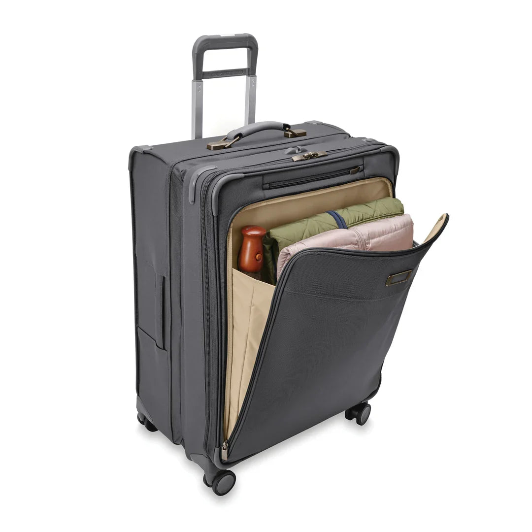Briggs & Riley Baseline Large Expandable Spinner in Steel Gray — angle view