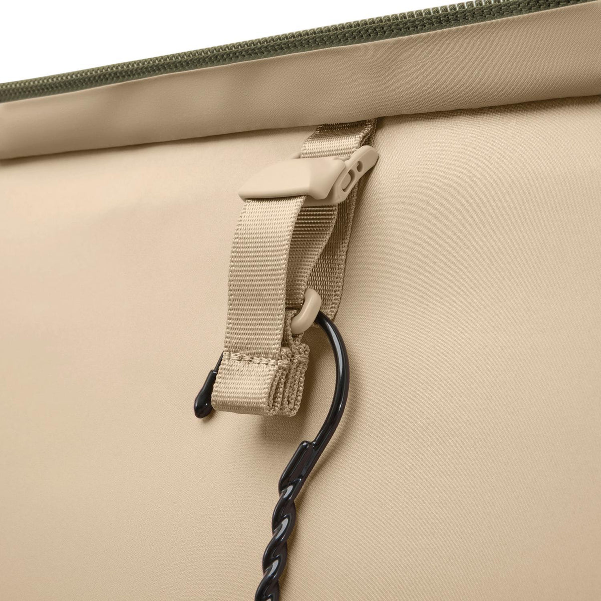 Briggs & Riley Baseline Large Expandable Spinner in Olive — detail view 3