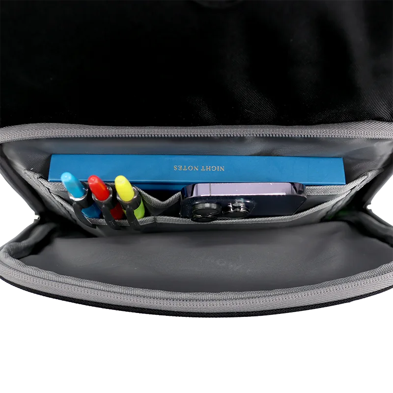 J World Junior Backpack With Lunch Box For School in Black — detail view 2 # color_Black