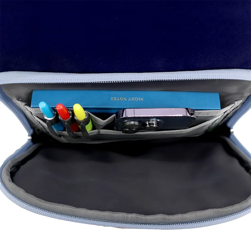 J World Junior Backpack With Lunch Box For School in Navy — detail view 2 # color_Navy