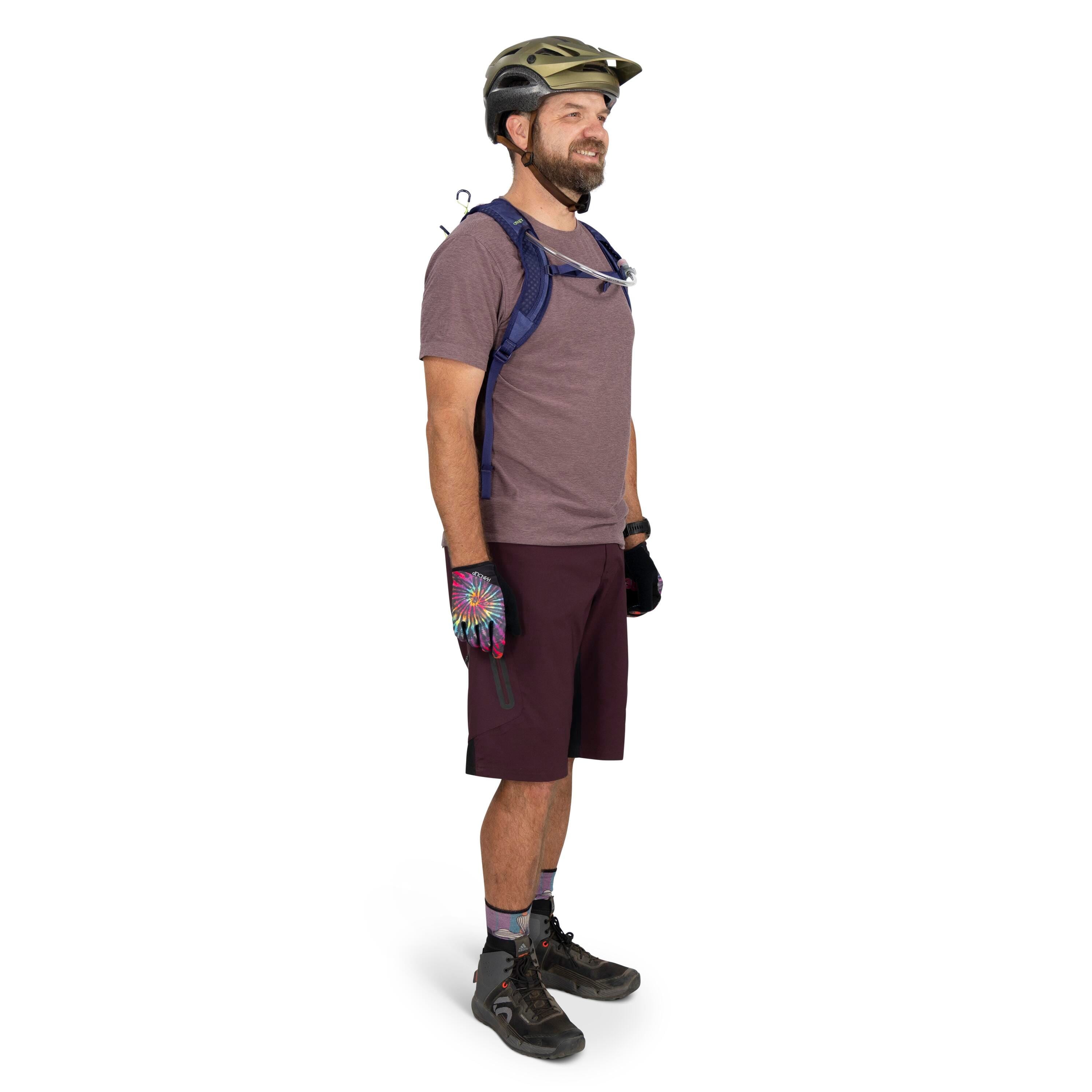Osprey Berm 2 Bike Hydration Pack 2L in Botswana Purple Dust Print — lifestyle