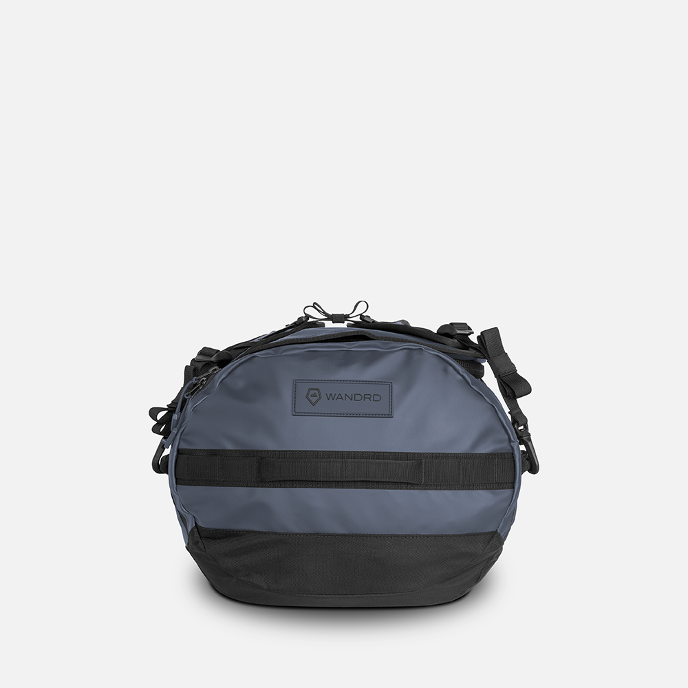 WANDRD CARRYALL Duffel 30L in Aegean Blue — angle view 2