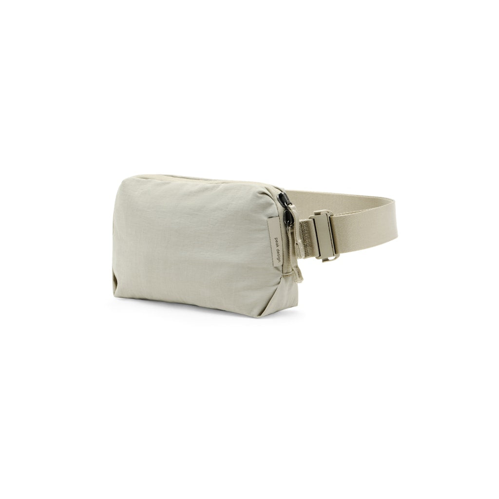 Peak Design City Sling 2L in Moon — angle view 2 # color_Moon