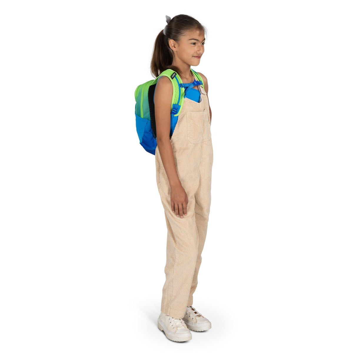 Osprey Daylite JR. 9L in Frost Moon — lifestyle