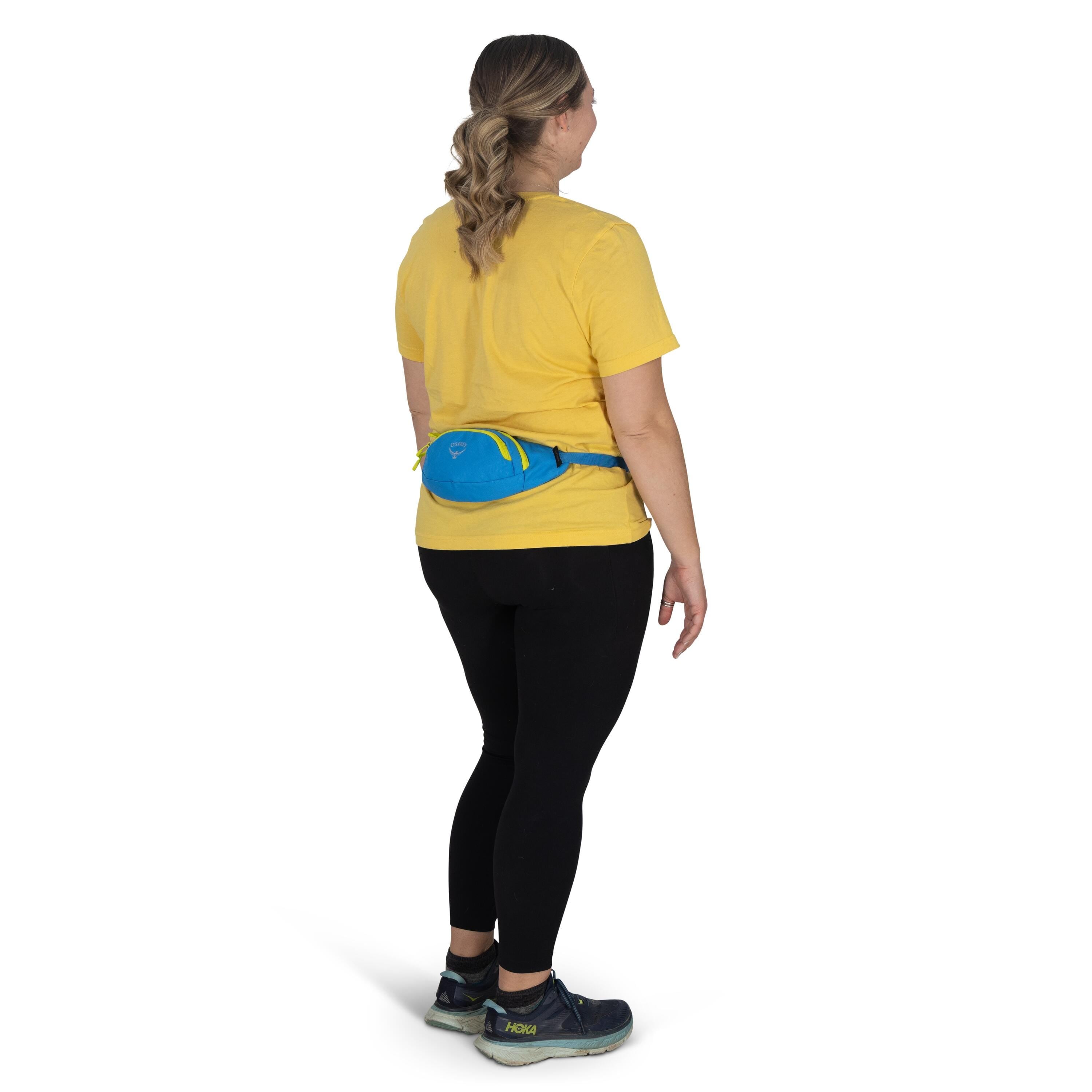 Osprey Daylite Mini Waist Pack 1L in Blue Flame — lifestyle 2